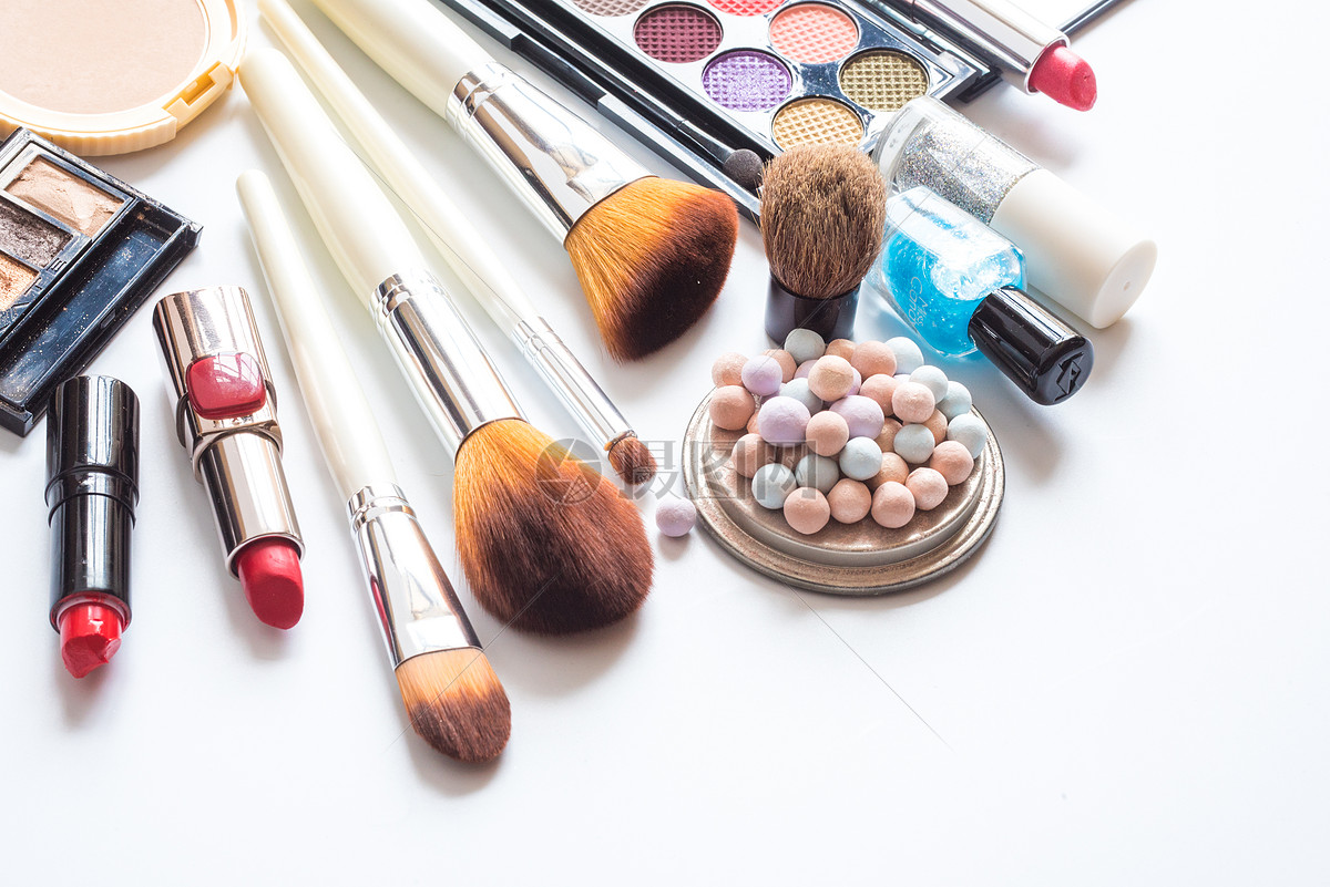 第二届新疆全民阅读大会暨“南国书香节”在三师图市举办