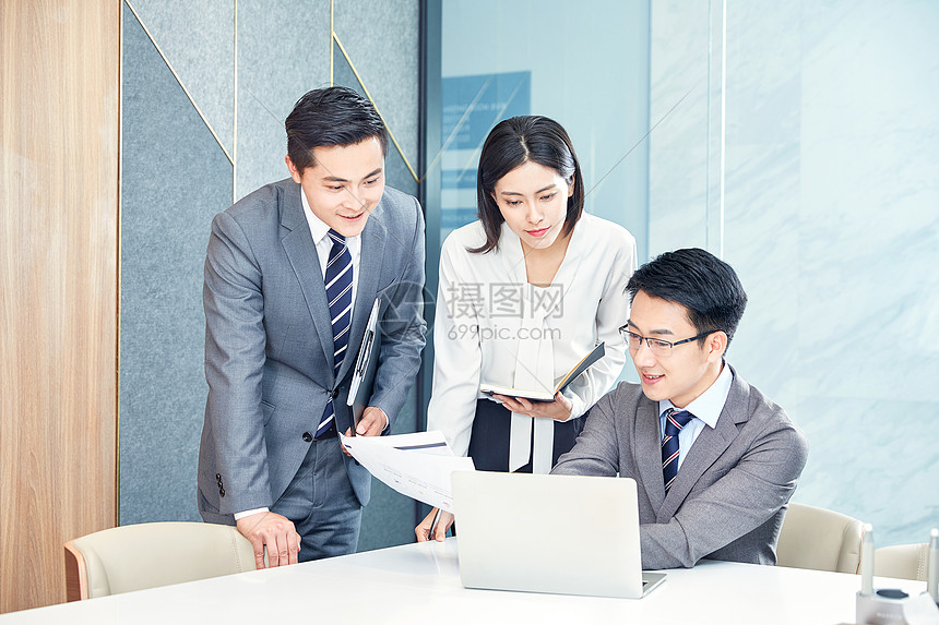 券商晨会精华 | 光伏产业链有望迎来价格合理回升和盈利修复