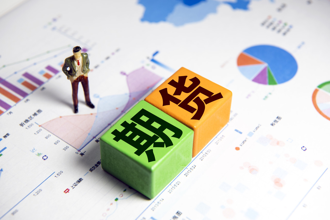 普京：与特朗普进行了建设性会谈，俄真诚希望冲突结束
