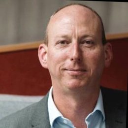 伯克希尔哈撒韦增持1.06亿美元Sirius XM(SIRI.US)，减持DaVita(DVA.US)获利2.3亿美元