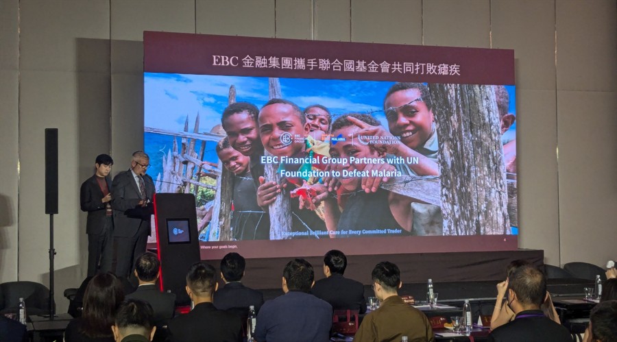 广西开出首趟多式联运物流总包外贸货物列车