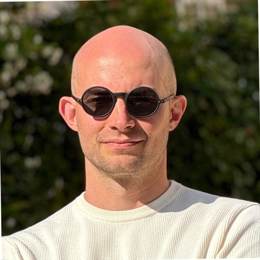 港股开盘 | 港股三大指数普遍低开 机构分析称避险情绪或制约指数上行